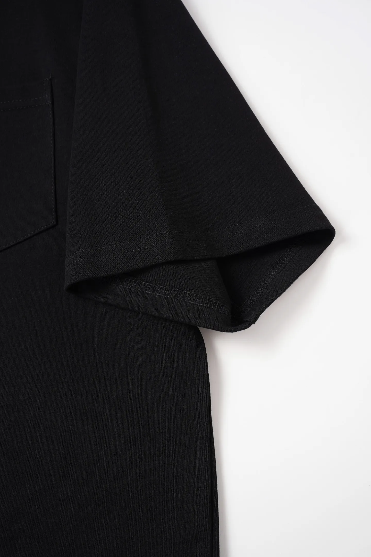 90 CH T 26 ， ， ， Same Style ， ， ， ， Same Style。 ：Black White Size：S M L XL